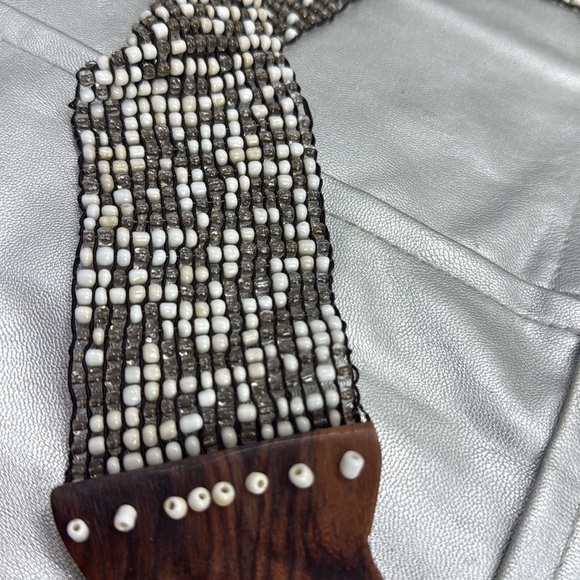 (H) Women's Vintage Beaded Elastic Belt with Wooden Buckle,Retro Style,Plus Size - Picture 4 of 10